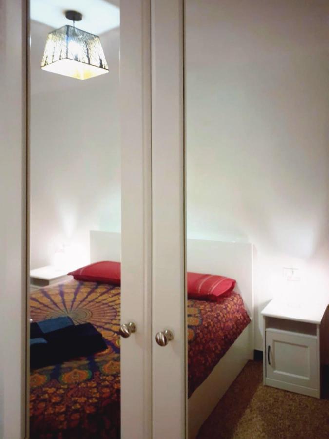 Bed and Breakfast La Tana Tra I Tetti Genua Zewnętrze zdjęcie