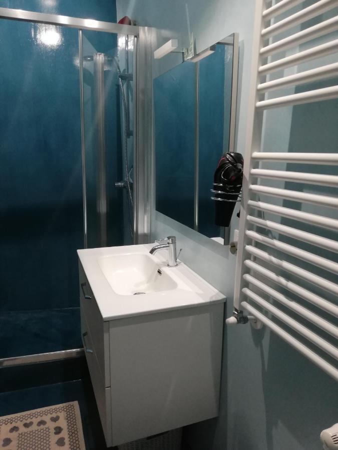 Bed and Breakfast La Tana Tra I Tetti Genua Zewnętrze zdjęcie